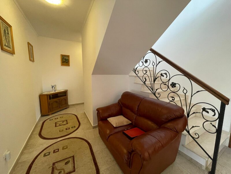 Popesti Leordeni -  Vila deosebita Strada Viilor - Cartier Privat